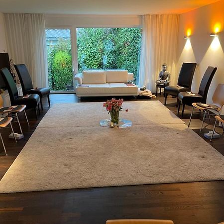 Gemuetliche Villa Am Waldrand In Taunusstein Exteriör bild