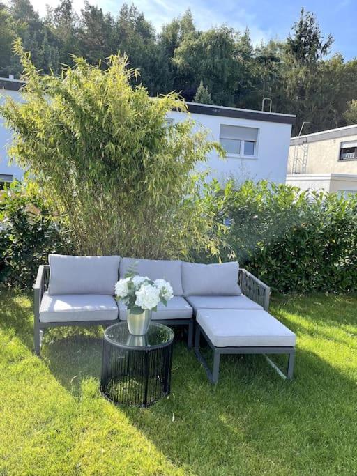 Gemuetliche Villa Am Waldrand In Taunusstein Exteriör bild