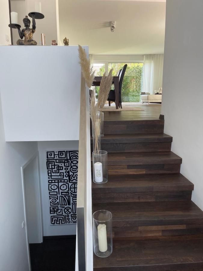 Gemuetliche Villa Am Waldrand In Taunusstein Exteriör bild